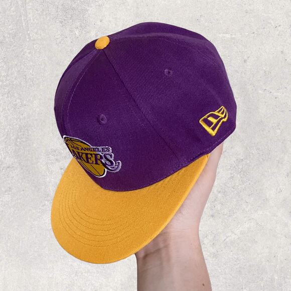 Lakers New Era Snapback Hat Rare Misprint NFL Logo on Back OSFA Purple Yellow - Picture 3 of 6